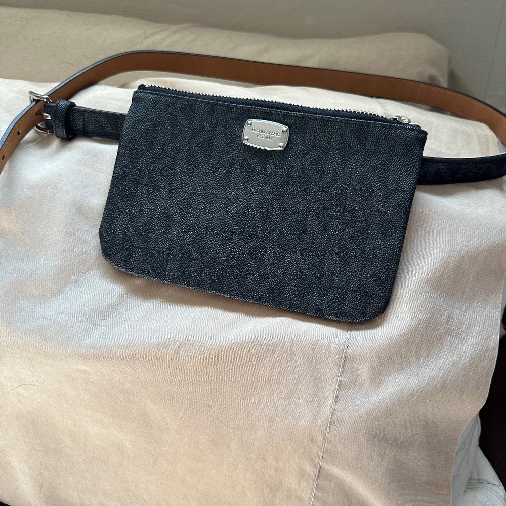 Michael Kors waist pack